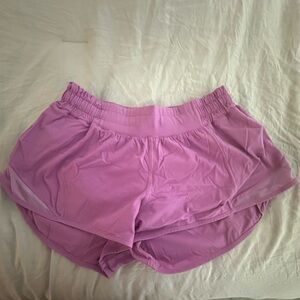 Women’s Lululemon shorts